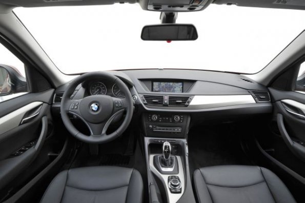 The new BMW X1 xDrive28i with 8-Speed Automatic transmission (01/2011)