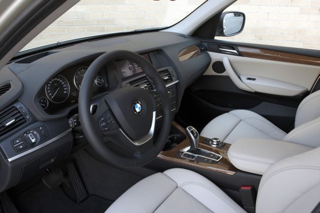 BMW X3 2010 :
P90068076