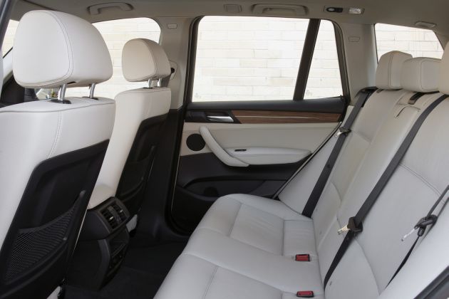 BMW X3 2010 :
P90068082