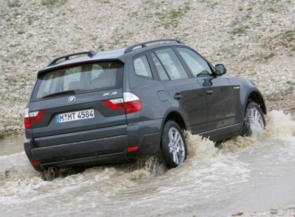 Seltenheit im Alltag der meisten BMW X3: Eine Fahrt off-road