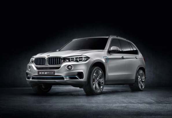 Front- und Seitenansicht des BMW X5 Concept eDrive