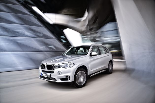 BMW X5 eDrive:
BMW X5 eDrive