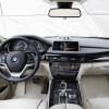 Cockpit und Armaturen im BMW X5 eDrive