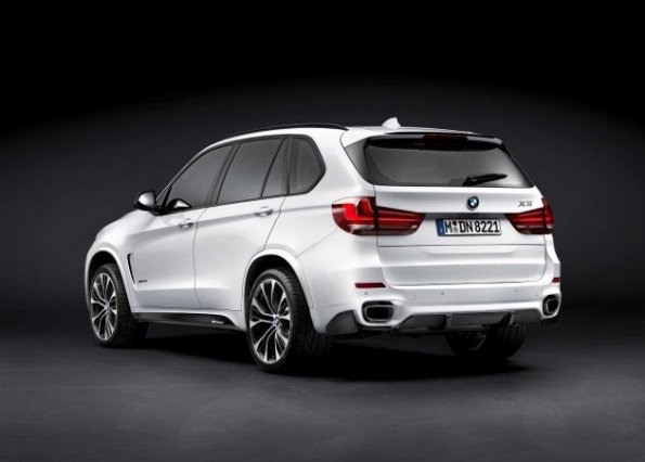 Heck-und Seitenpartie am BMW X5 M