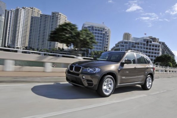 The new BMW X5 xDrive35i ? On Location Miami (04/2010)