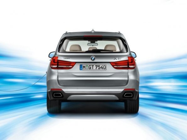 Fahrzeugheck des BMW X5 xDrive 40 e