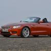 <p>Die Frontpartie des BMW Z4  mit geöffnetem Verdeck</p>