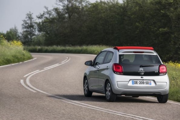 Die Heckansicht des Citroen C1 