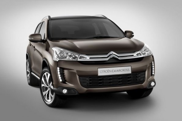 Citroen C4 Aircross von vorn aufgenommen