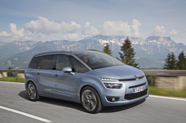 Front- und Seitenpartie des Citroen C4 Grand Picasso