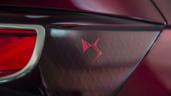 Detail am Citroen Concept Car DS Wild Rubis