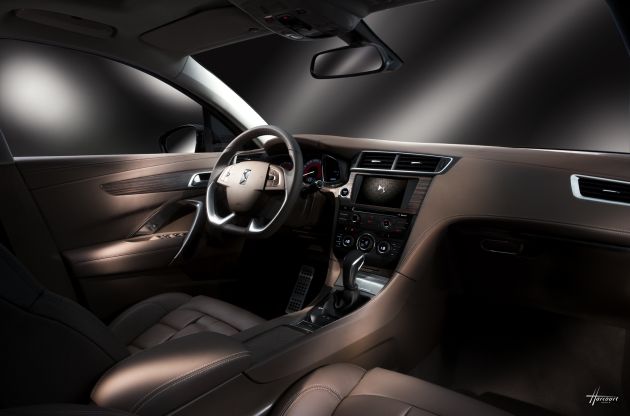 Citroen DS 5 LS:
Citroen DS 5 LS