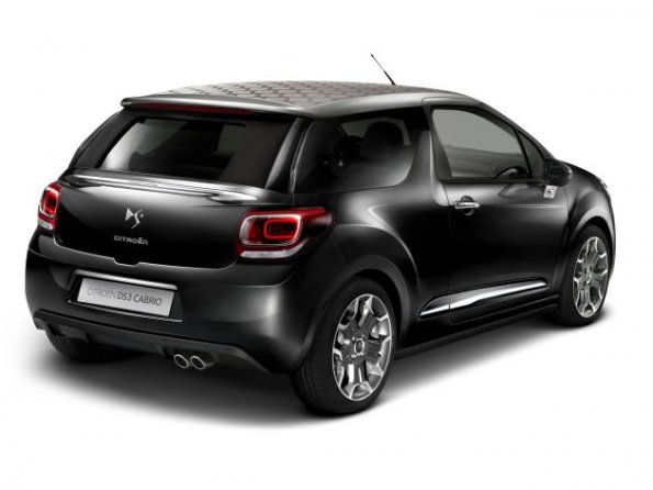 Das Fahrzeugheck des Citroen DS3 Cabriolet