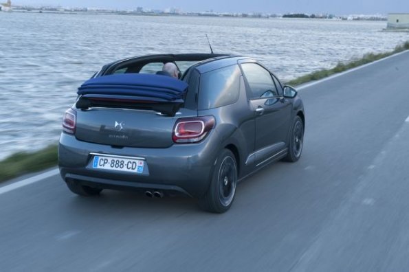 Die Heckpartie des Citroen DS3 Cabriolet