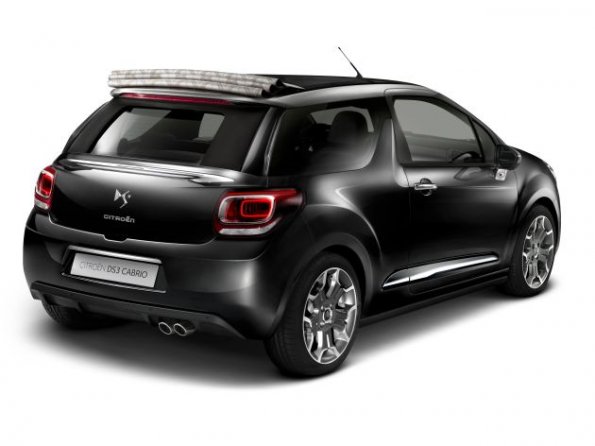 Die Heckpartie des Citroen DS3 Cabriolet