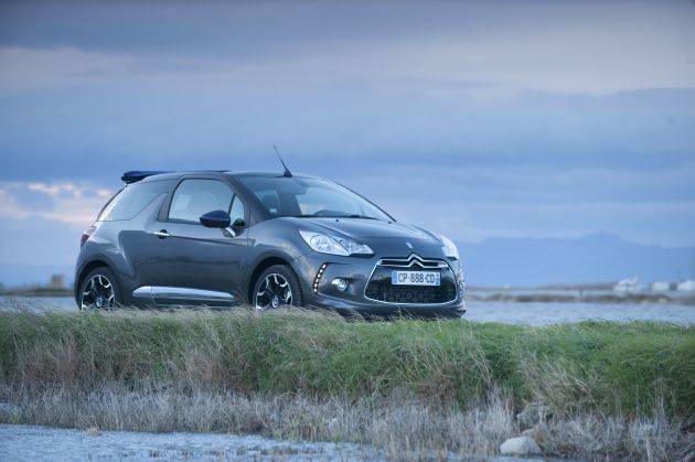 Citroen DS3 Cabriolet:
Citroen DS3 Cabriolet