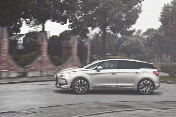 Seitenpartie des Citroen DS5