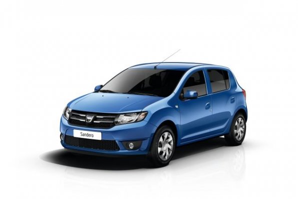 Front- und Seitenperspektive des Dacia Sandero