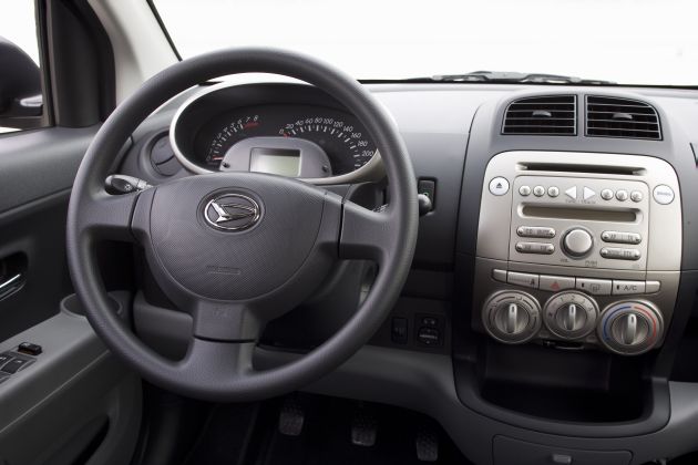 Daihatsu Sirion :
Daihatsu Sirion 