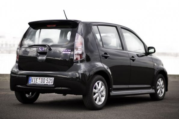 Das Fahrzeugheck am Daihatsu Sirion