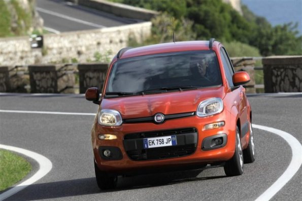 Die Frontansicht des Fiat Panda 2012