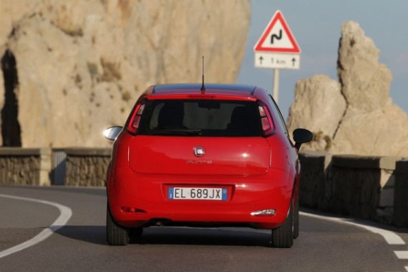 Das Heck des Fiat Punto 2012