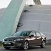 Front- und Seitenansicht des Ford Mondeo 2010