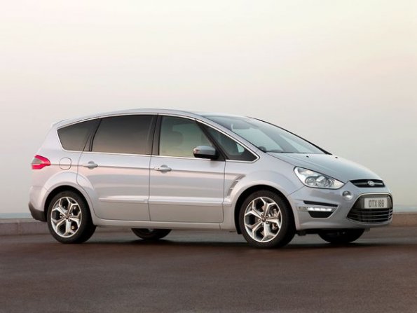 Der Ford S-Max im Profil