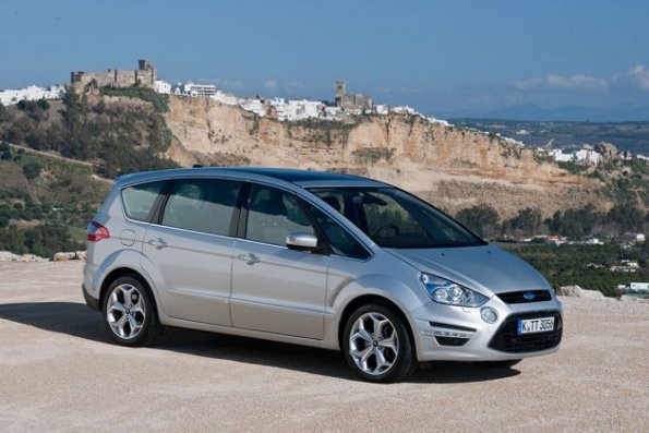 Seitenansicht des Ford S-Max