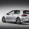 Heck- und Seitenpartie des VW Golf R 400