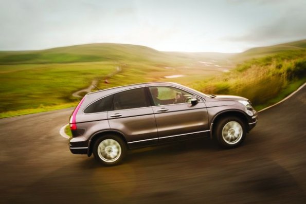 Das Profil des Honda CR-V 2010 in der Seitenansicht