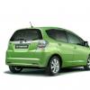 Der Honda Jazz Hybrid in der Heck- und Seitenansicht