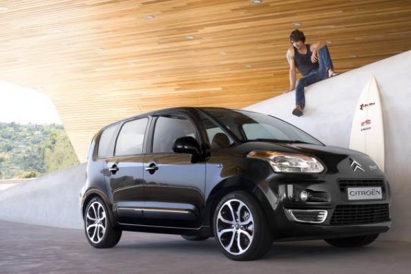 Front- / Seitenansicht des Citroen C3 Picasso