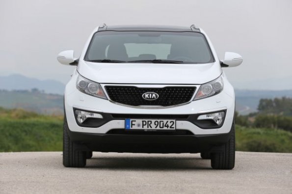 Die Frontansicht des Kia Sportage 