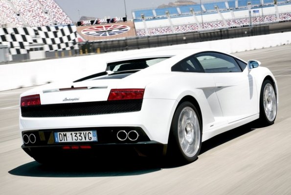 Neugestaltetes Heck des Lamborghini Gallardo LP 560-4