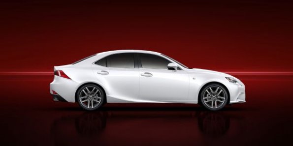 Der Lexus IS 250 im Profil 