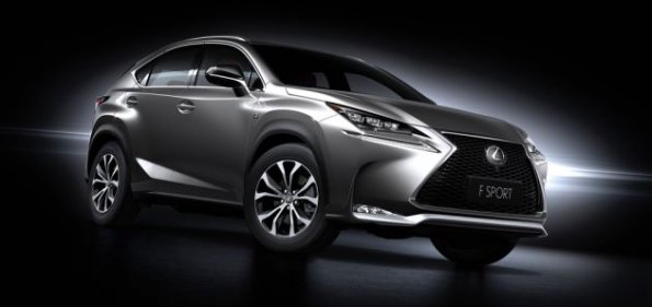 Front- und Seitenansicht des Lexus NX