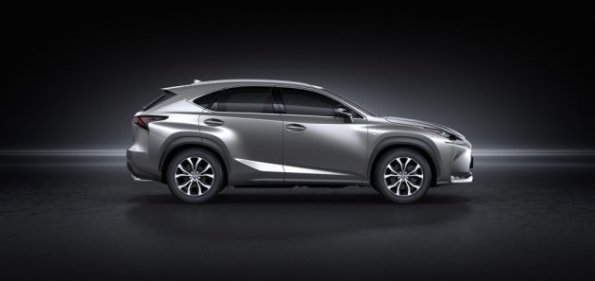 Die Seitenansicht des Lexus NX