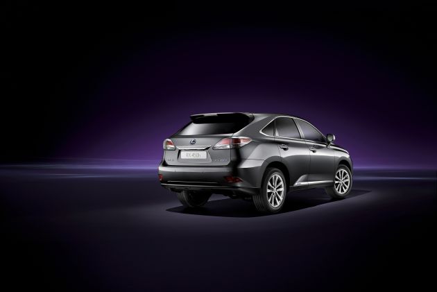 Lexus RXH 450:
Lexus RXH 450
