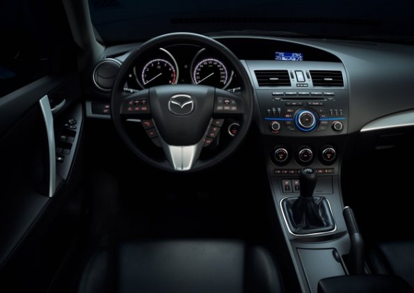 Das Cockpit im Mazda 3