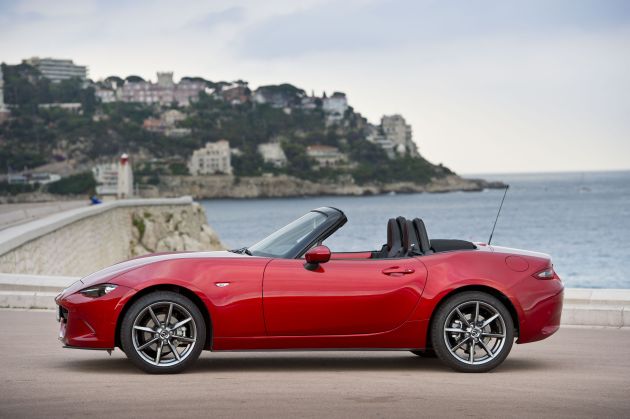 Mazda MX-5:
Mazda MX-5