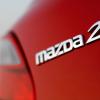 Das Logo des Mazda2