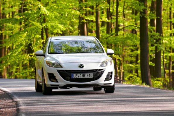 Außenaufnahme des Mazda3 Active