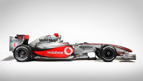 Der silberne Pfeil für die Saison 2009: Mit dem McLaren Mercedes MP4-24 will Hamilton Weltmeister bleiben