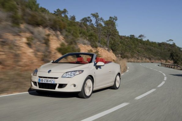 Front- und Seitenansicht des Megane Coupé Cabriolet Floride