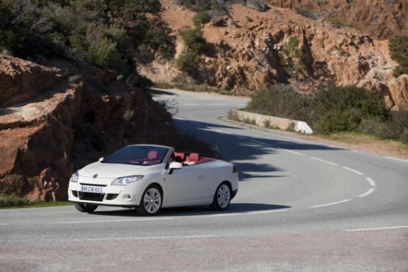 Front- und Seitenansicht des Megane Coupé Cabriolet Floride