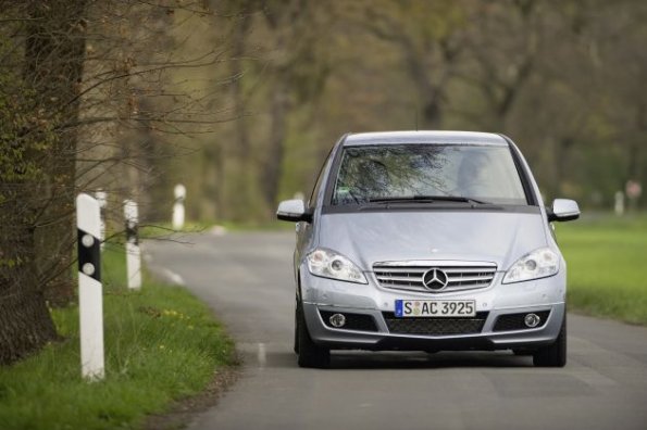 Eine Mercedes A-Klasse unterwegs, hier der A 160 CDI Avantgarde