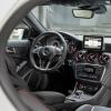 <p>Ein Blick in den Innenraum des Mercedes Benz A 45 AMG (W 176) 2012</p>