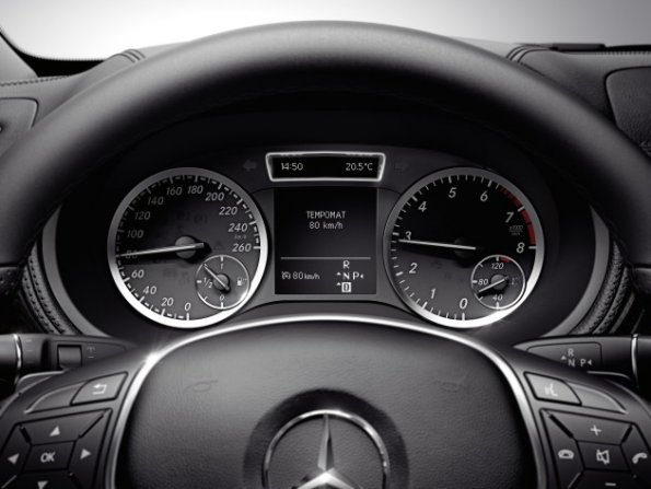 Die Instrumente in der Mercedes-Benz B-Klasse