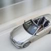 Mercedes-Benz E 350 BLUETEC Cabriolet mit Sportpaket, (A 207), 2012, Lack: aragonitsilber metallic, Ausstattung: Leder tiefseeblau/seidenbeige